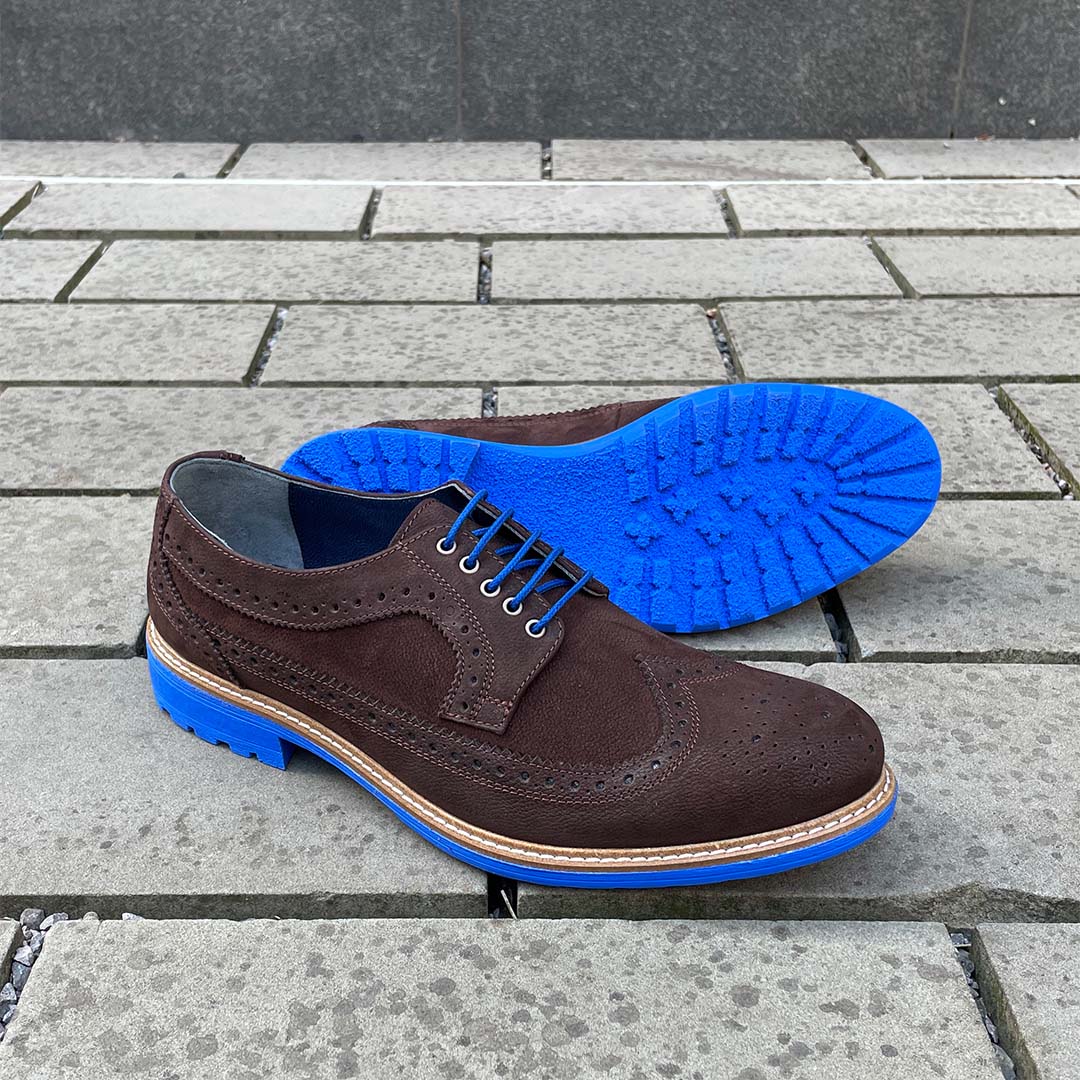 Trendy Shoes with Blue Soles: Style Meets Comfort